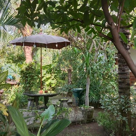 Van Santri Homestay Pemuteran ภายนอก รูปภาพ